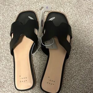 Women’s sandals